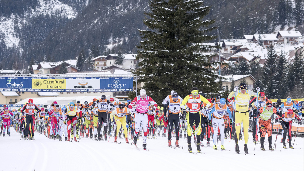 25.01.2015, Val di Fassa/Val di Fiemme, Italy (ITA): start of the race - FIS Marathon Cup Marcialonga, Val di Fassa/Val di Fiemme (ITA). www.nordicfocus.com. © Oesth/NordicFocus. Every downloaded picture is fee-liable.