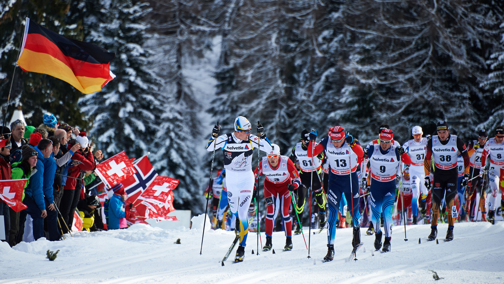 01.01.2014, Lenzerheide, Switzerland (SUI): Calle Halfvarsson (SWE), Martin Johnsrud Sundby (NOR), Jean Marc Gaillard (FRA), Alexander Legkov (RUS), Ilia Chernousov (RUS), Daniel Richardsson (SWE), Thomas Bing (GER), (l-r) - FIS world cup cross-country, tour de ski, mass men, Lenzerheide (SUI). www.nordicfocus.com. © Felgenhauer/NordicFocus. Every downloaded picture is fee-liable.