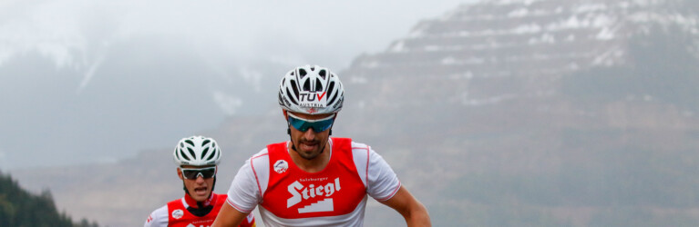 Lukas Klapfer vor dem Erzberg in seiner Heimat Eisenerz.