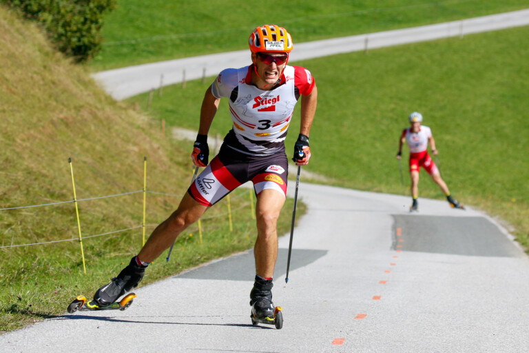Thomas Jöbstl kommt vor Franz-Josef Rehrl ins Ziel.