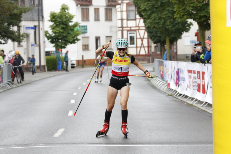 Ema Volavsek freut sich über Platz 2.