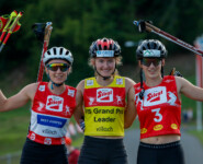 Das Podium der Damen: (l-r) Annalena Slamik (AUT), Gyda Westvold Hansen (NOR), Lisa Hirner (AUT).