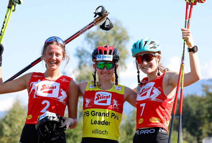 Die Tagessiegerinnen: (l-r) Annika Sieff (ITA), Gyda Westvold Hansen (NOR), Ema Volavsek (SLO)