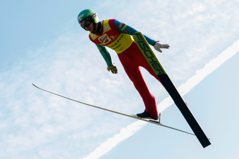 Ilkka Herola gewinnt den Sommer Grand Prix in Villach.