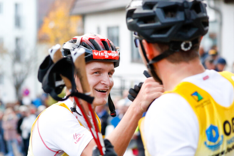 So sehen Sieger aus: Julian Schmid und Johannes Rydzek.