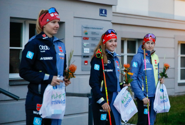 Die weiteren Platzierten: Svenja Wuerth (GER), Magdalena Burger (GER), Maria Gerboth (GER) (l-r).