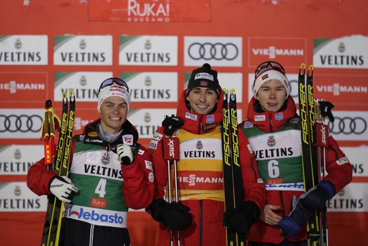 Das erste Podium der Saison: Johannes Lamparter (AUT), Jarl Magnus Riiber (NOR), Jens Luraas Oftebro (NOR), (l-r).
