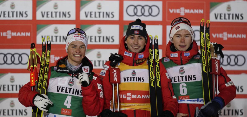 Das erste Podium der Saison: Johannes Lamparter (AUT), Jarl Magnus Riiber (NOR), Jens Luraas Oftebro (NOR), (l-r).