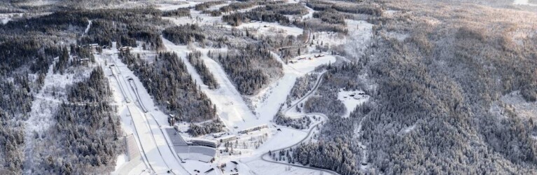 Luftaufnahme vom Skisprungstadion in Lillehammer