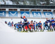 Eng ging es zu beim Massenstart in Otepää.