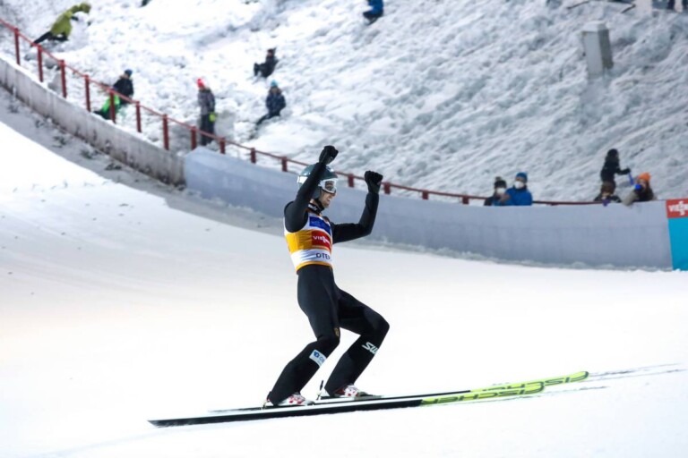 Noch ein norwegischer Freudenschrei: Auch Jarl Riiber wusste sofort, was sein Sprung wert war.