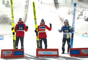 Das Podium der Herren: Espen Bjoernstad (NOR), Jarl Magnus Riiber (NOR), Manuel Faisst (GER), (l-r).