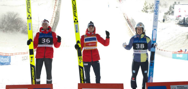 Das Podium der Herren: Espen Bjoernstad (NOR), Jarl Magnus Riiber (NOR), Manuel Faisst (GER), (l-r).