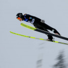 Ida Marie Hagen (NOR) springt beim Massenstart in Otepää (EST).