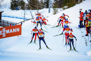 Fast wie beim Massenstart: Ramsau ist immer für ein enges Rennen gut.