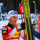 Glückwunsch von Johannes Lamparter an Ilkka Herola nach dem Zielfotoentscheid.