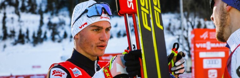 Glückwunsch von Johannes Lamparter an Ilkka Herola nach dem Zielfotoentscheid.