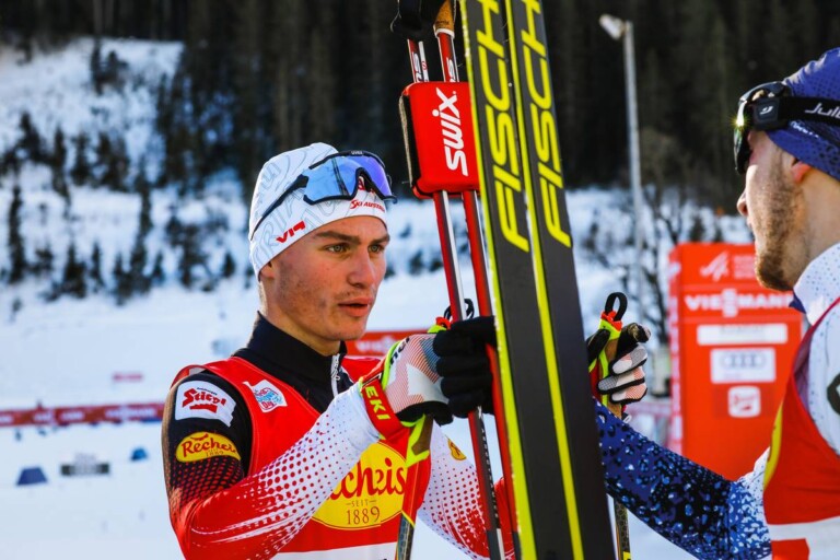 Glückwunsch von Johannes Lamparter an Ilkka Herola nach dem Zielfotoentscheid.