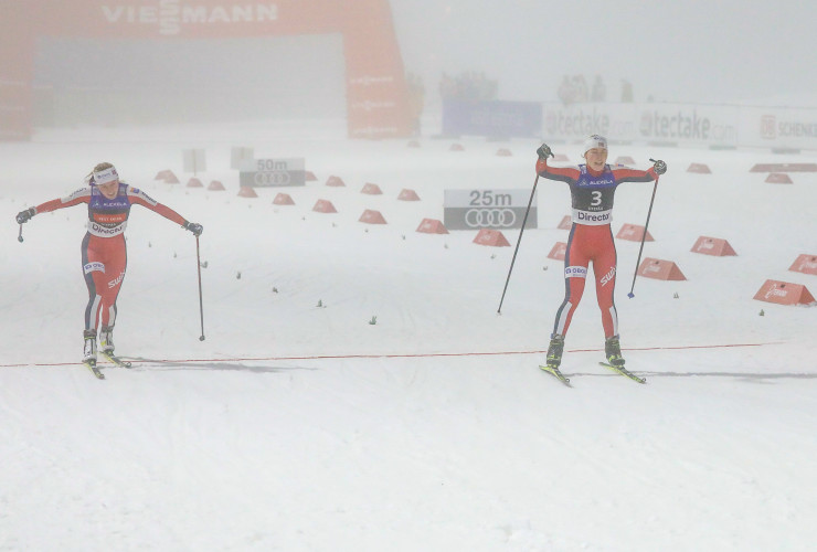 Zielsprint zwischen Marte Leinan Lund und Ida Hagen.