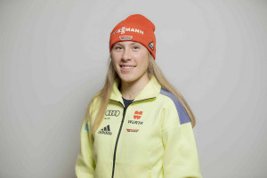 Jenny Nowak freut sich auf den ersten Mixed Team-Wettkampf der Nordischen Kombination im Weltcup.