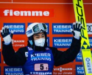 Yoshito Watabe winkt aus der Leaderbox.