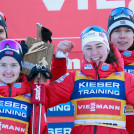 Die strahlenden Sieger: Team Norwegen mit Joergen Graabak (NOR), Gyda Westvold Hansen (NOR), Mari Leinan Lund (NOR), Jens Luraas Oftebro (NOR), (l-r).