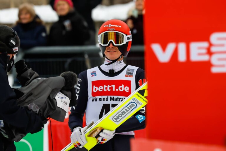 Eric Frenzel freut sich über Zwischenrang sechs.