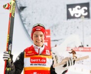 Johannes Lamparter schafft in Klingenthal das Double mit dem zweiten Sieg in zwei Tagen.