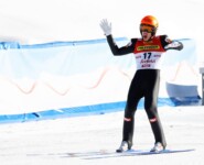 Franz-Josef Rehrl freut sich über den weitesten Sprung des Tages.