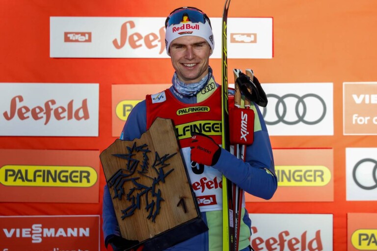 Strahlender Sieger: Vinzenz Geiger gewinnt zum ersten Mal in Seefeld.