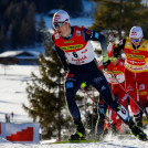 Vinzenz Geiger führt das Feld an, Johannes Lamparter folgt ihm.