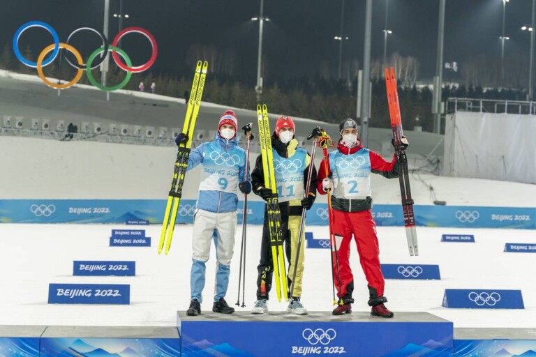 Das Podium: Joergen Graabak (NOR), Vinzenz Geiger (GER), Lukas Greiderer (AUT) (l-r)