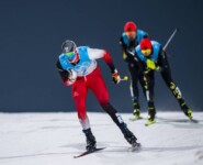 Lukas Greiderer lag nach dem Sprung auf Rang zwei.