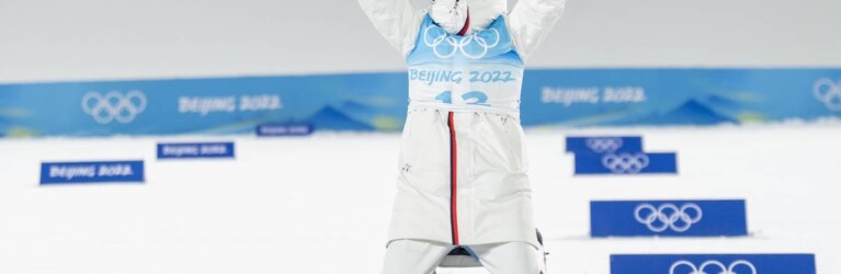 Joergen Graabak ist der erste Kombinierer, der zweimal Gold im Gundersen von der Großschanze über 10 Kilometer gewinnen konnte.