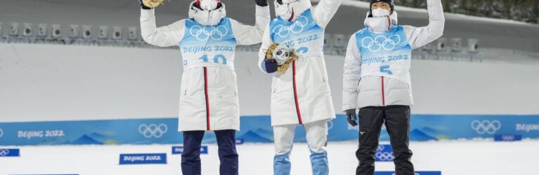 Das Podium: Jens Luraas Oftebro (NOR), Joergen Graabak (NOR), Akito Watabe (JPN), (l-r)