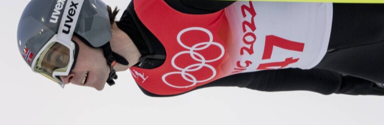 Jarl Riiber sprang frisch aus der Quarantäne deutlich am weitesten.