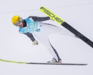 Johannes Lamparter und Österreich lagen nach dem Springen in Führung.