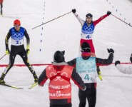 Japan freut sich über die erste Teammedaille seit 1994.