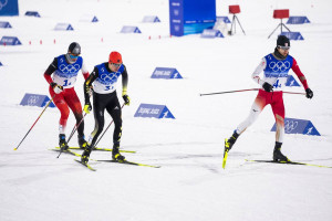 Taktikrennen zwischen Martin Fritz (AUT), Vinzenz Geiger (GER), Ryota Yamamoto (JPN), (l-r).