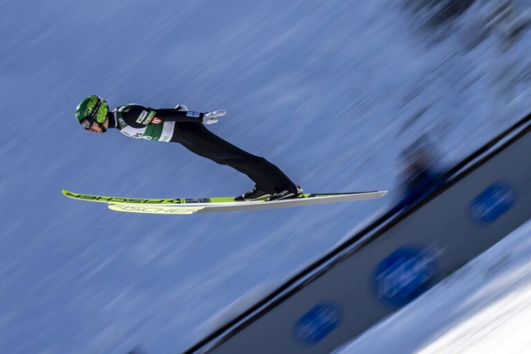 Für Lokalmatador Ilkka Herola war die Chance aufs Podium nach dem Sprung dahin.
