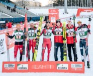 Glücklcihe Gewinner: Franz-Josef Rehrl (AUT), Lukas Greiderer (AUT), Joergen Graabak (NOR), Jens Oftebro (NOR), Espen Andersen (NOR), Espen Bjoernstad (NOR), (l-r).