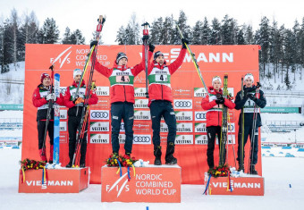 Das Podium: Franz-Josef Rehrl (AUT), Lukas Greiderer (AUT), Joergen Graabak (NOR), Jens Oftebro (NOR), Espen Andersen (NOR), Espen Bjoernstad (NOR), (l-r).