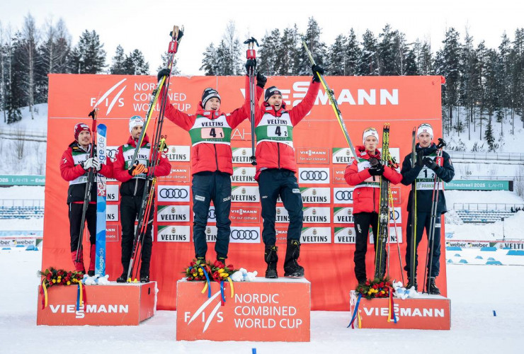 Das Podium: Franz-Josef Rehrl (AUT), Lukas Greiderer (AUT), Joergen Graabak (NOR), Jens Oftebro (NOR), Espen Andersen (NOR), Espen Bjoernstad (NOR), (l-r).