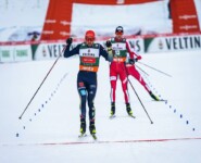 Johannes Rydzek freut sich über Platz 5.