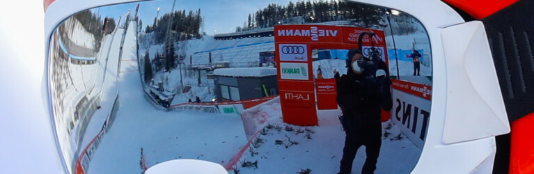 Spieglein, Spieglein... Julian Schmid mit der perfekten Brille.