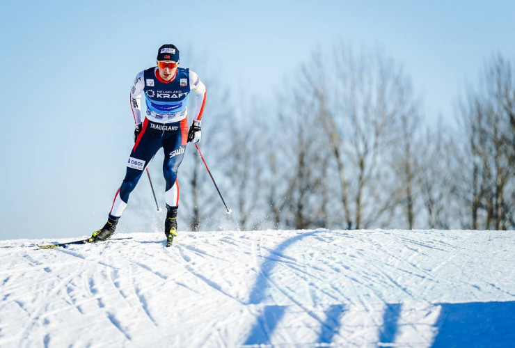 Allein auf weiter Flur: Jarl Magnus Riiber läuft am Holmenkollen.