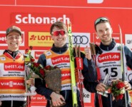 Das Herren-Podium: Johannes Lamparter (AUT), Jarl Magnus Riiber (NOR), Joergen Graabak (NOR), (l-r).