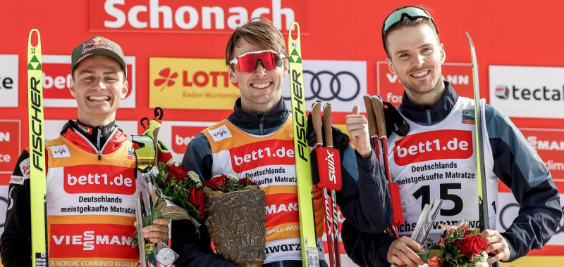 Das Herren-Podium: Johannes Lamparter (AUT), Jarl Magnus Riiber (NOR), Joergen Graabak (NOR), (l-r).