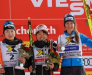 Das Damen-Podium: Haruka Kasai (JPN), Anju Nakamura (JPN), Annika Sieff (ITA), (l-r).