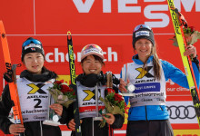 Das Damen-Podium: Haruka Kasai (JPN), Anju Nakamura (JPN), Annika Sieff (ITA), (l-r).